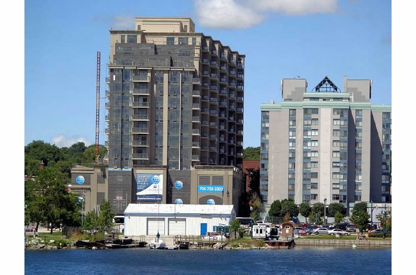 Maple Ave Tower, Barrie